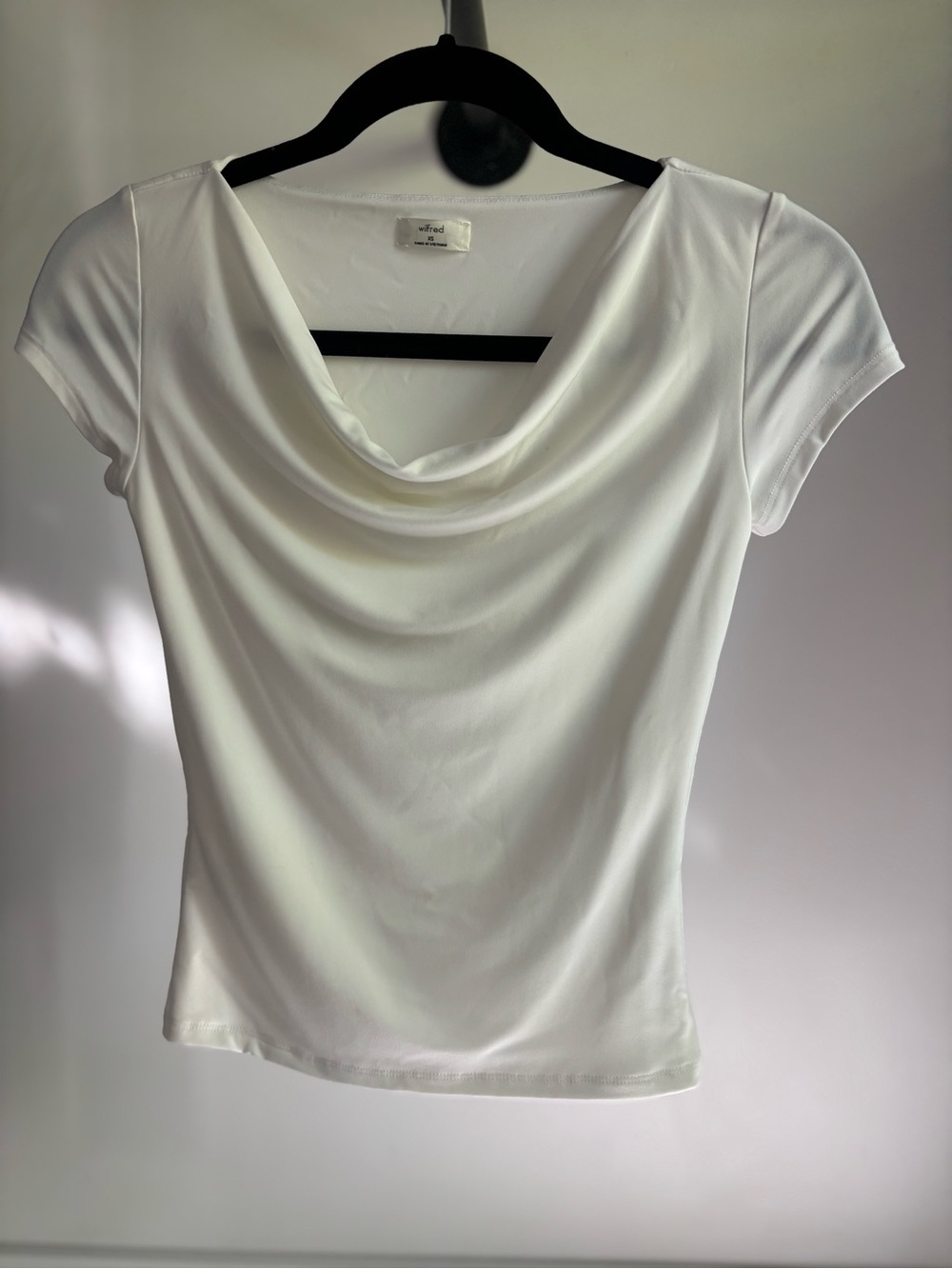Wilfred White Cowl Neck Short Sleeve Top